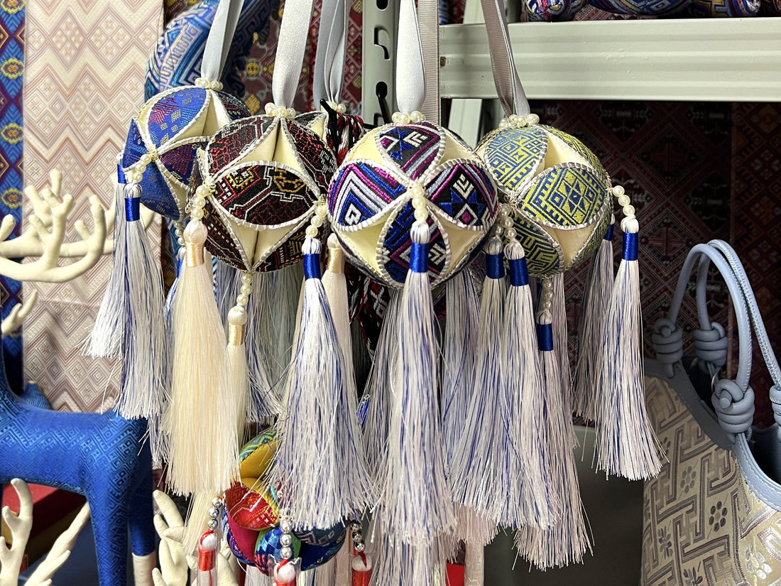 Embroidered Handbags: The Global Codebreaking Language of Eastern Intangible Heritage