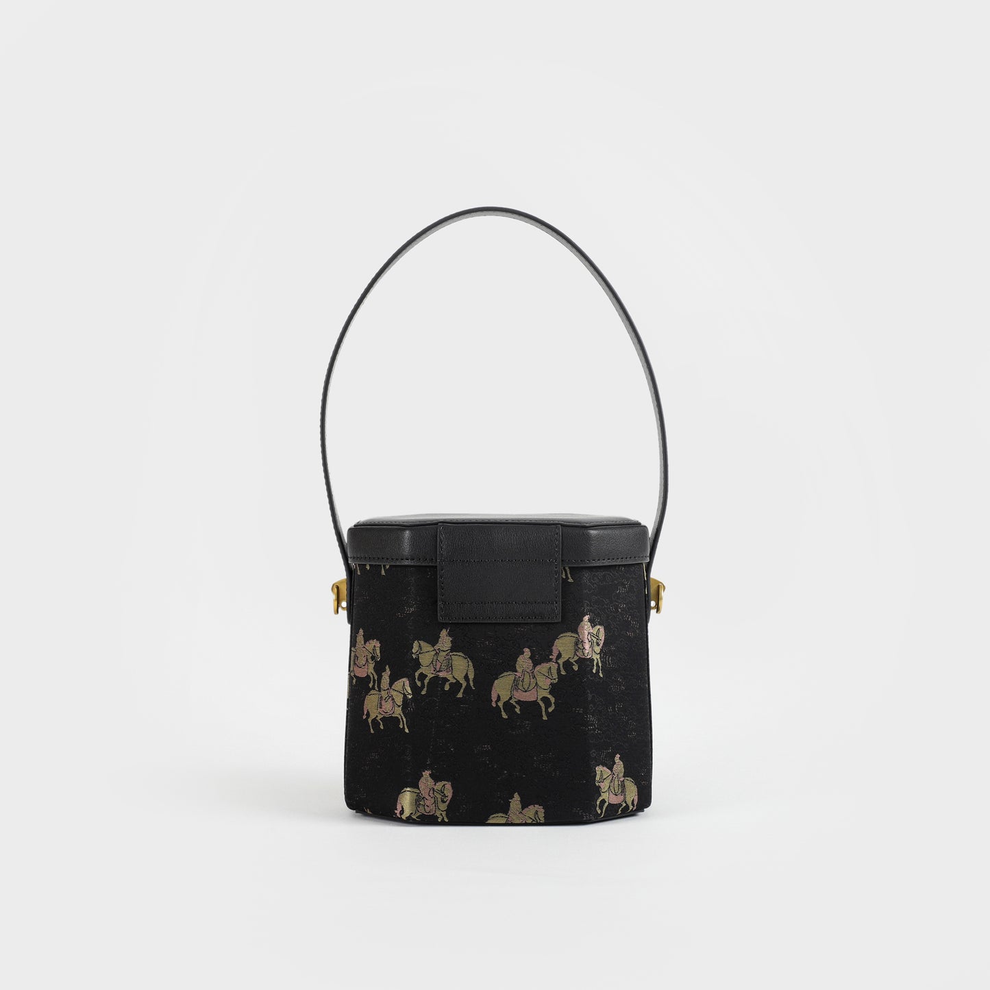 lucky bucket bag