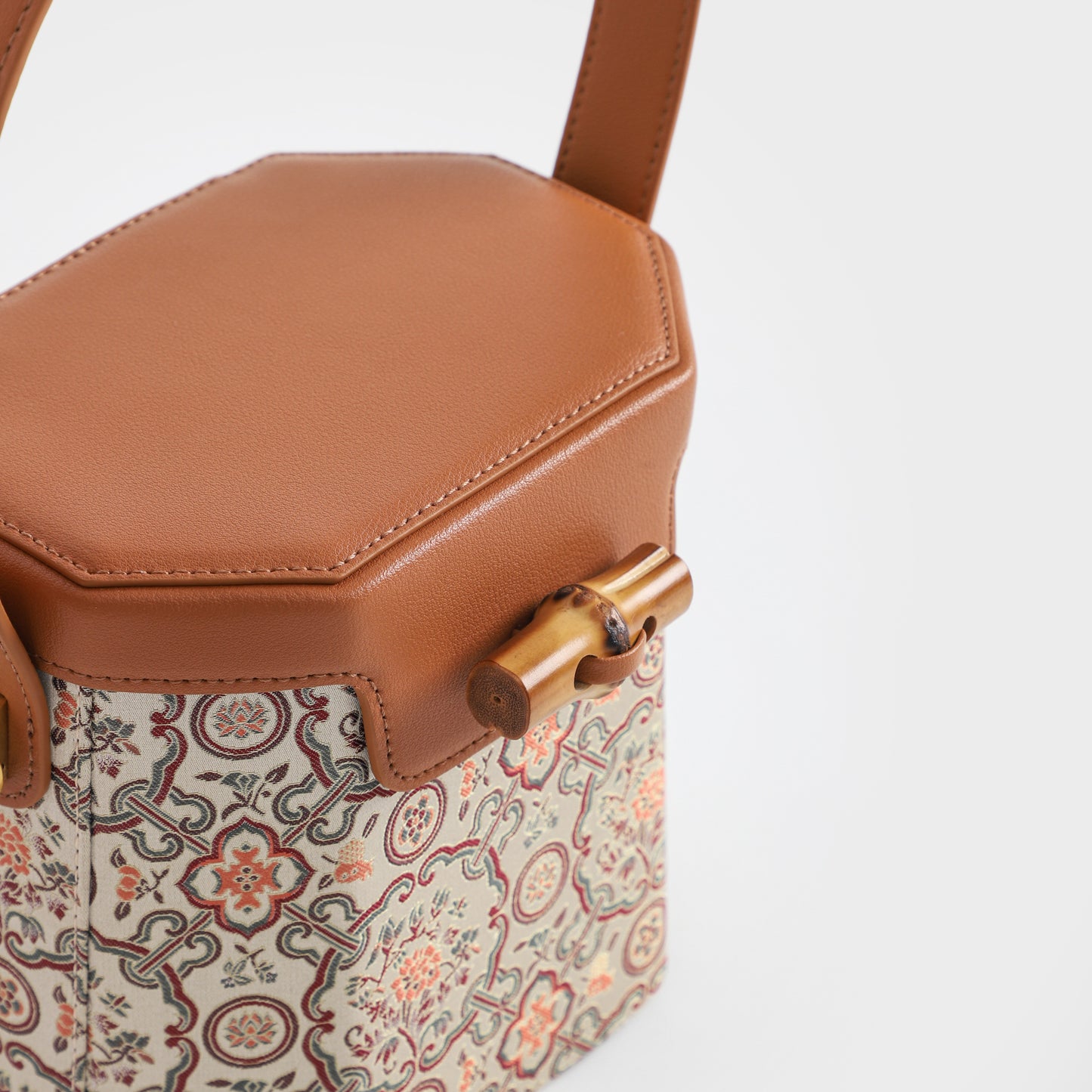 lucky bucket bag