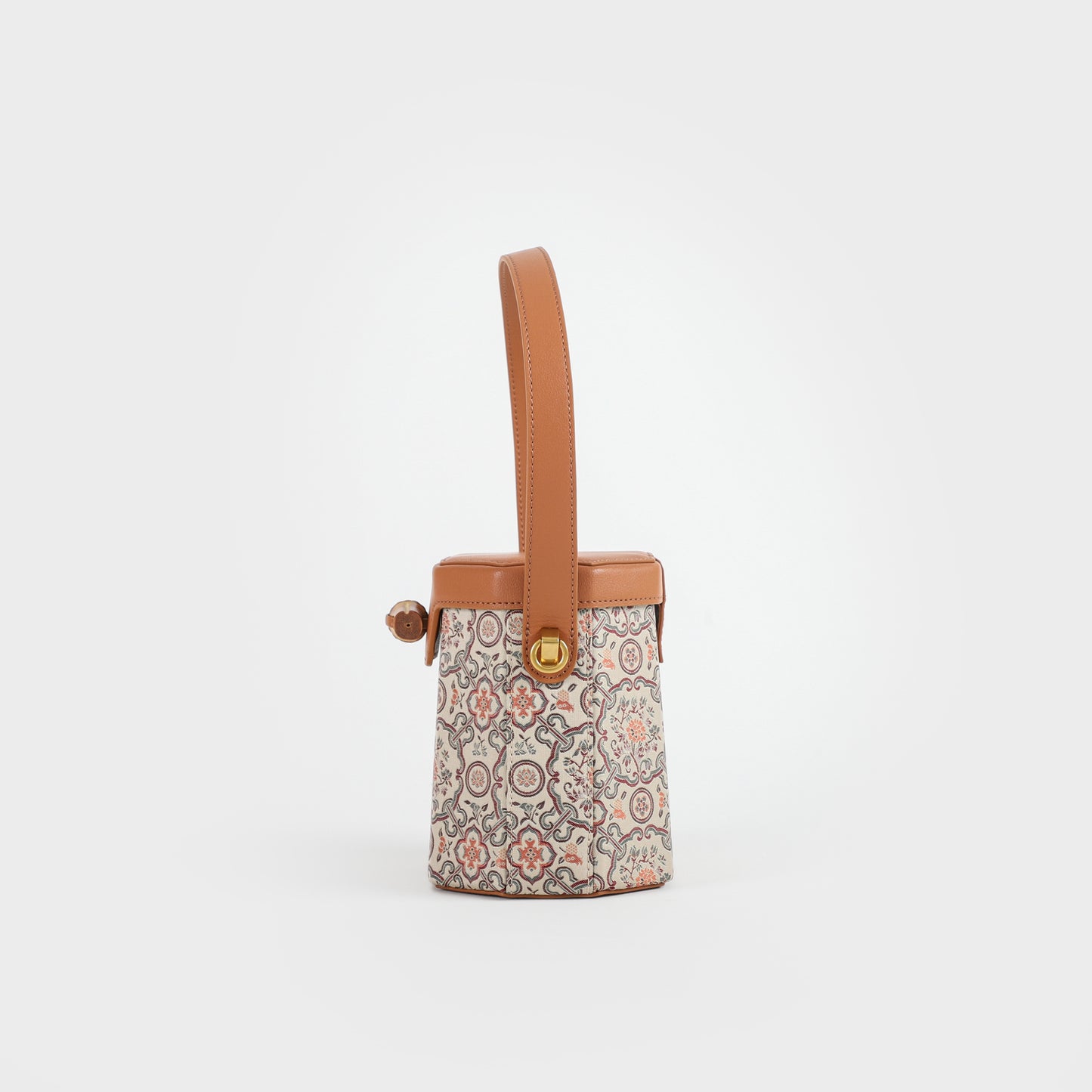 lucky bucket bag