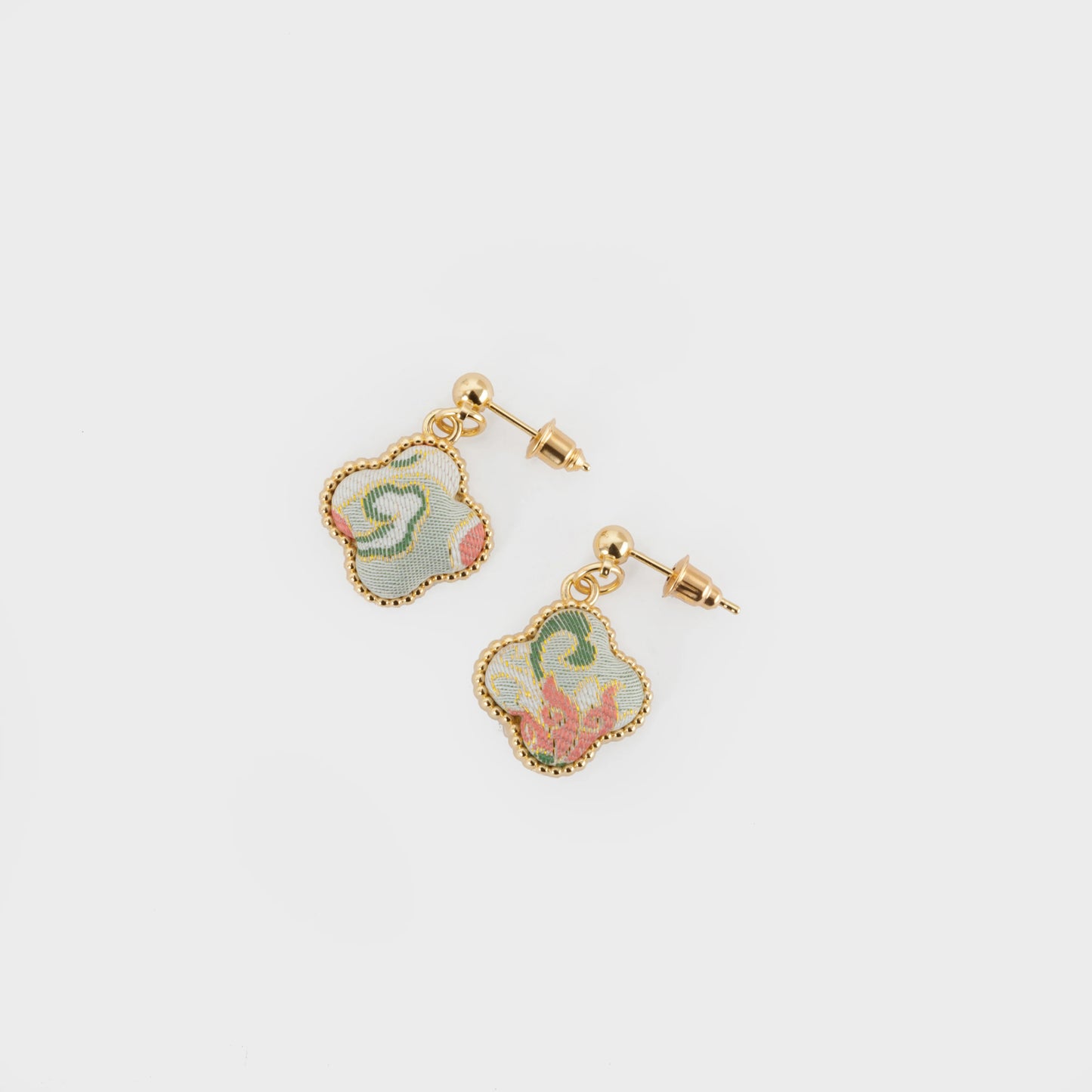 clover leaf earrings