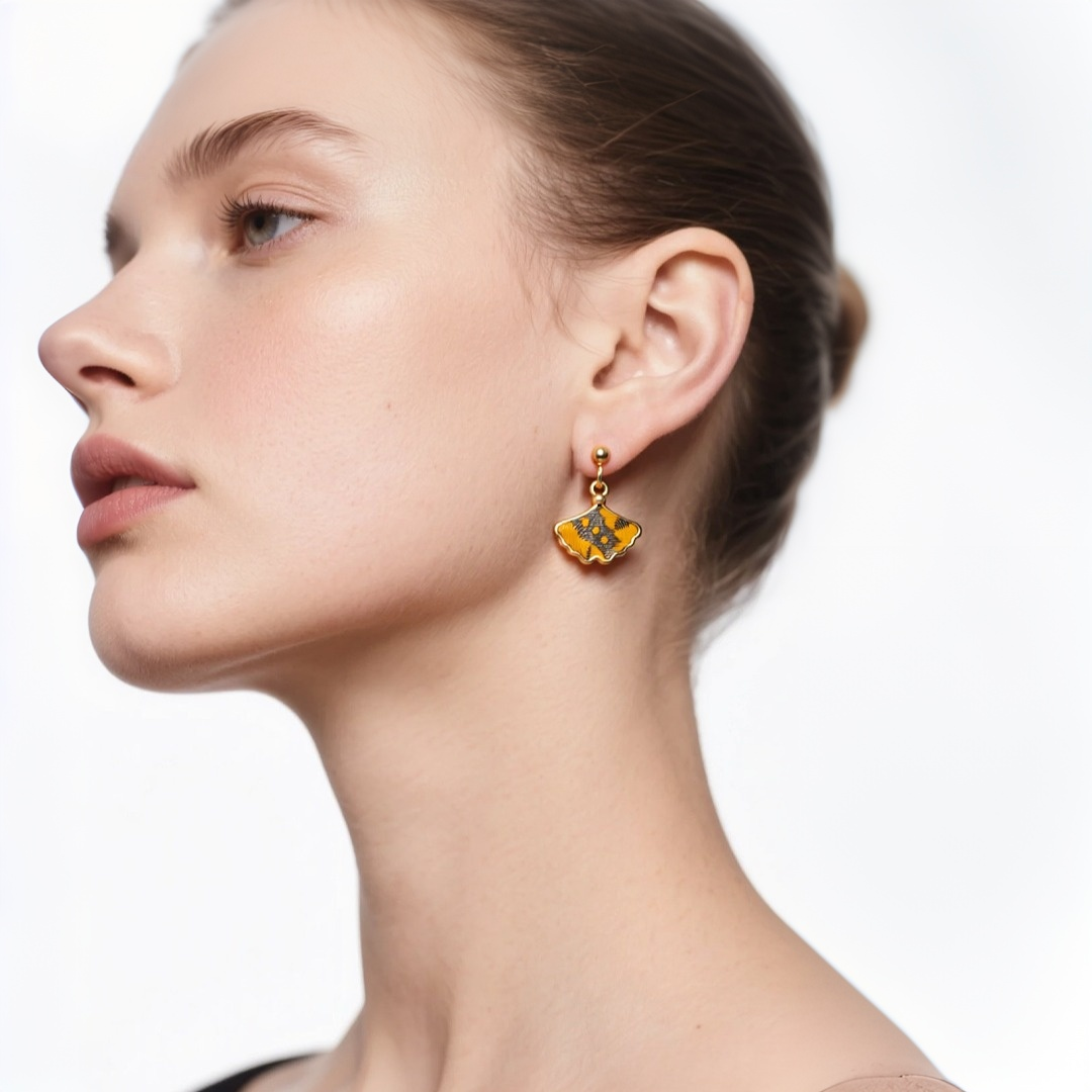 earring