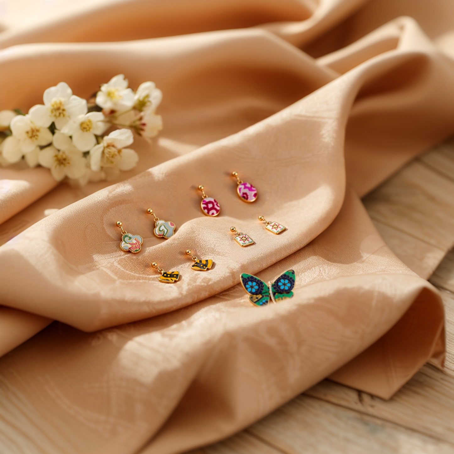 Mystery Accessories Gift Box | Your Elegant Surprise Awaits