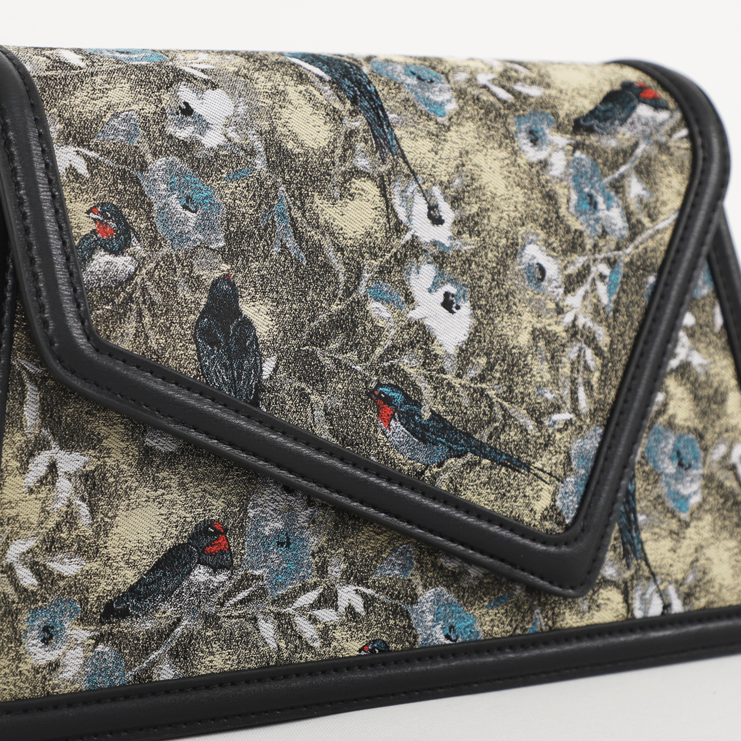 floral-embroidery-crossbody-bag