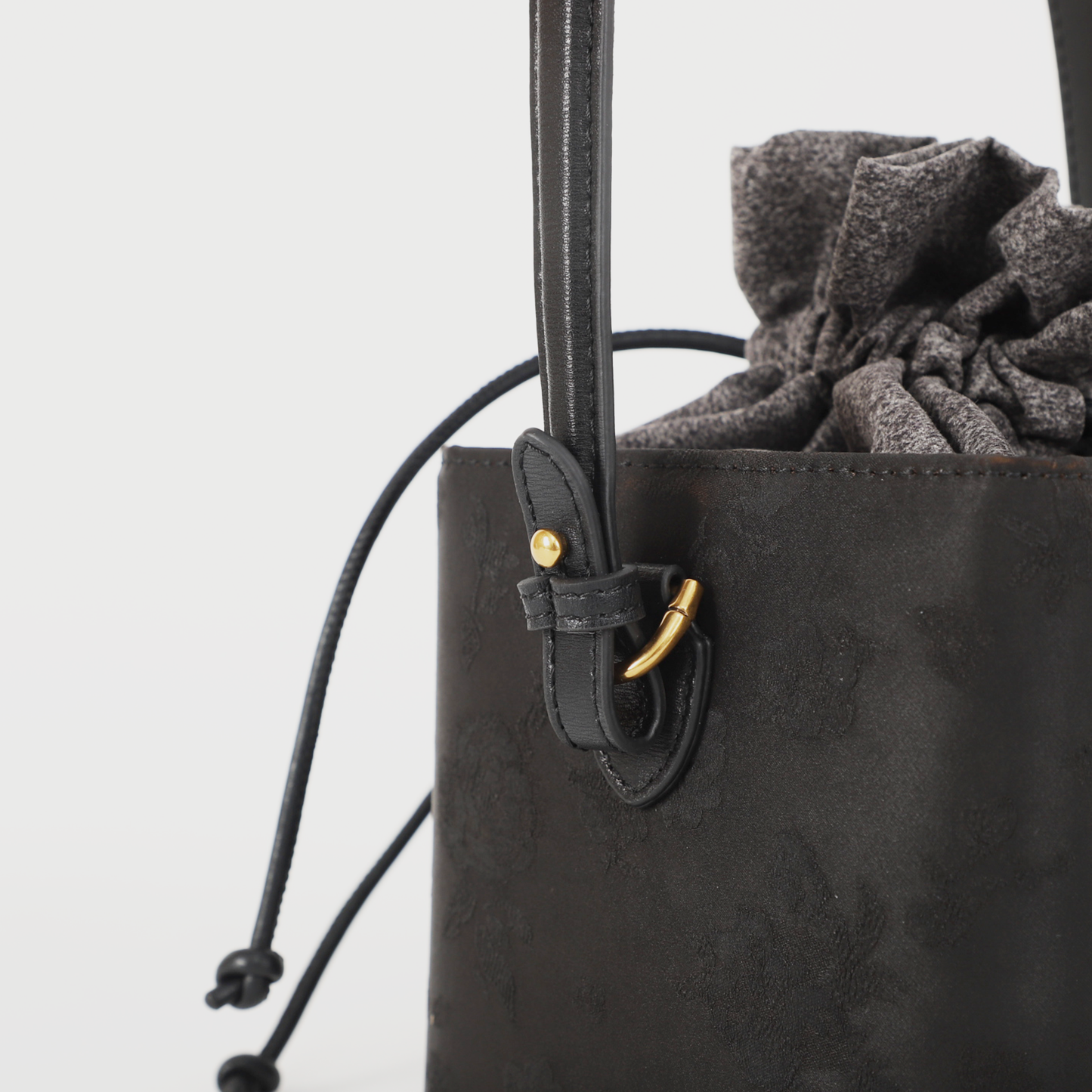 lucky-cross-body-bag