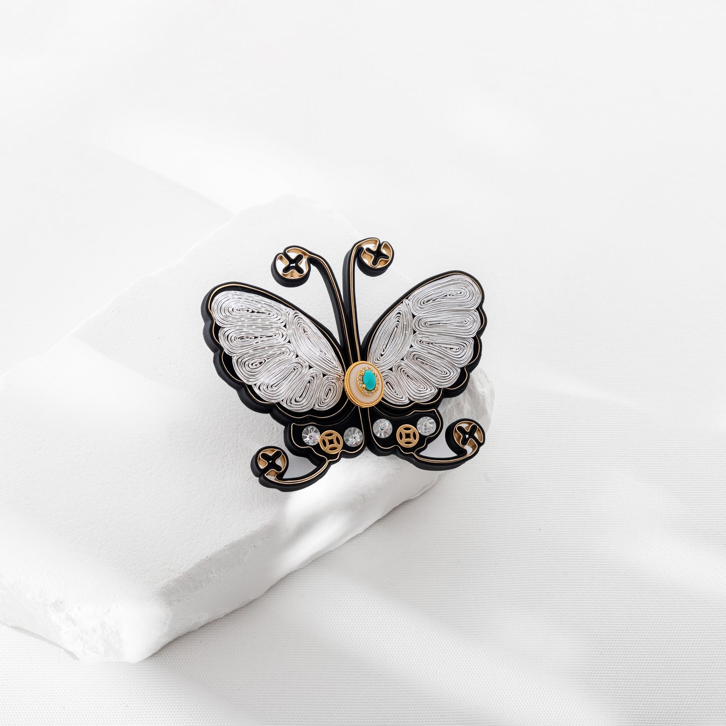 Su Embroidery Butterfly Brooch