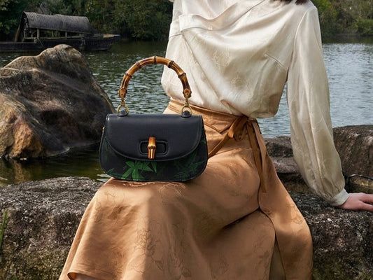 Silk, Velvet, or Xiangyunsha? Understanding Oriental Textile Materials