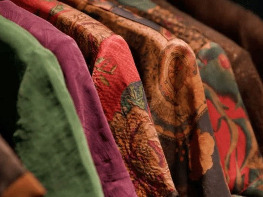 "Xiangyunsha: The Forgotten 'Liquid Gold' – A Living Fossil in China's Silk History