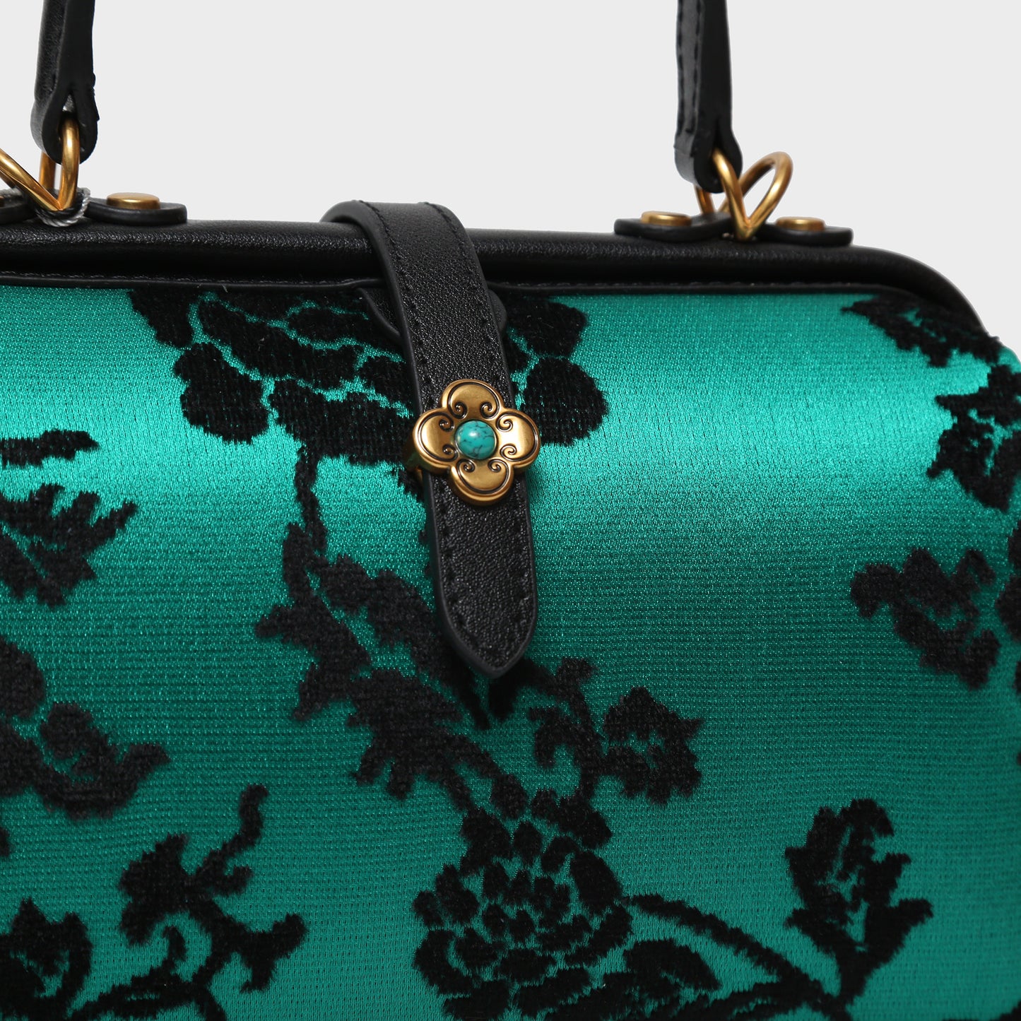 Artisanal Zhangrong Velvet Handbag