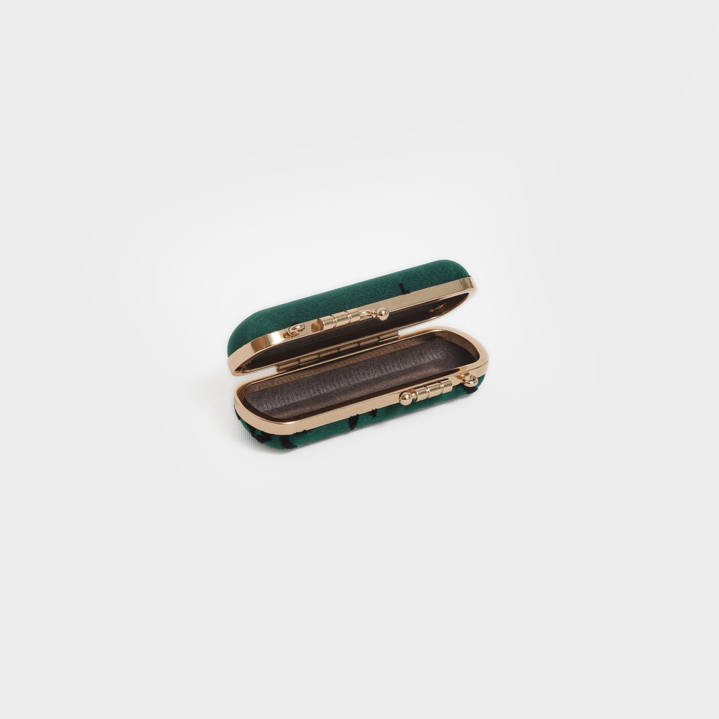 LipstickCase