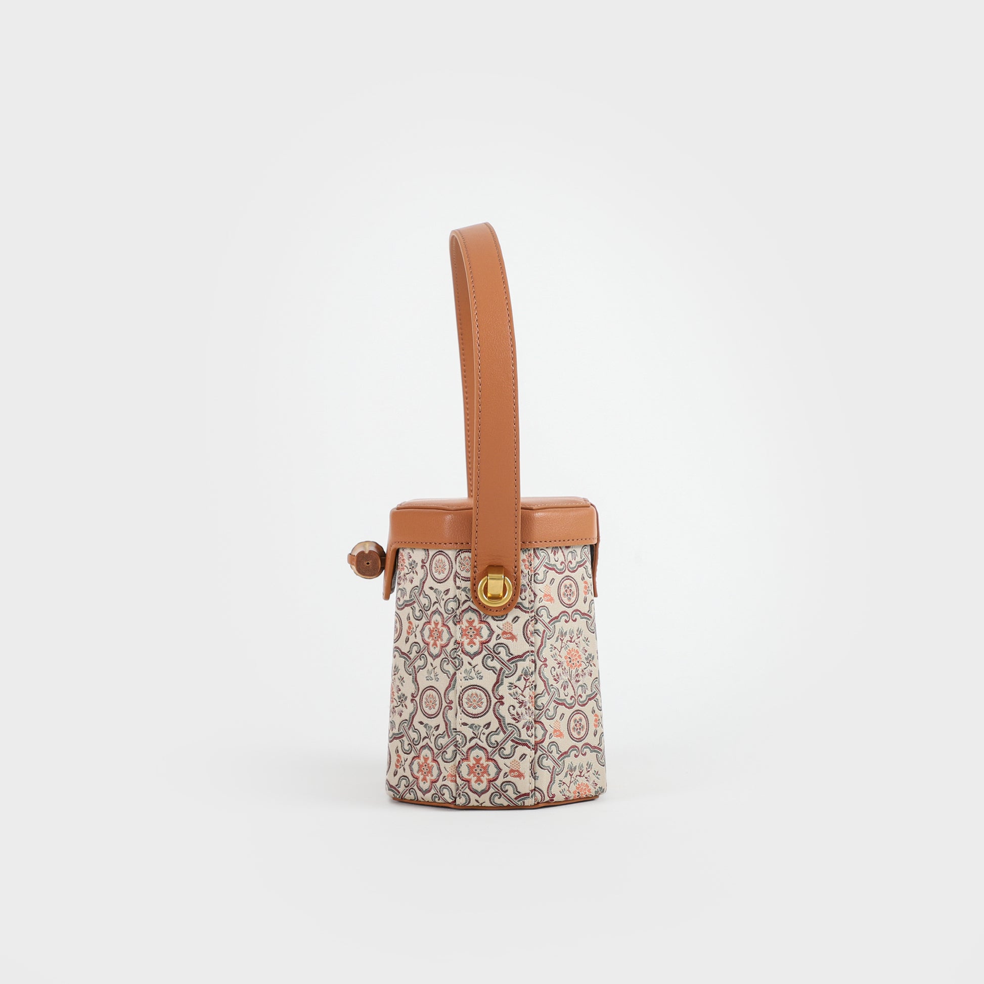 lucky bucket bag