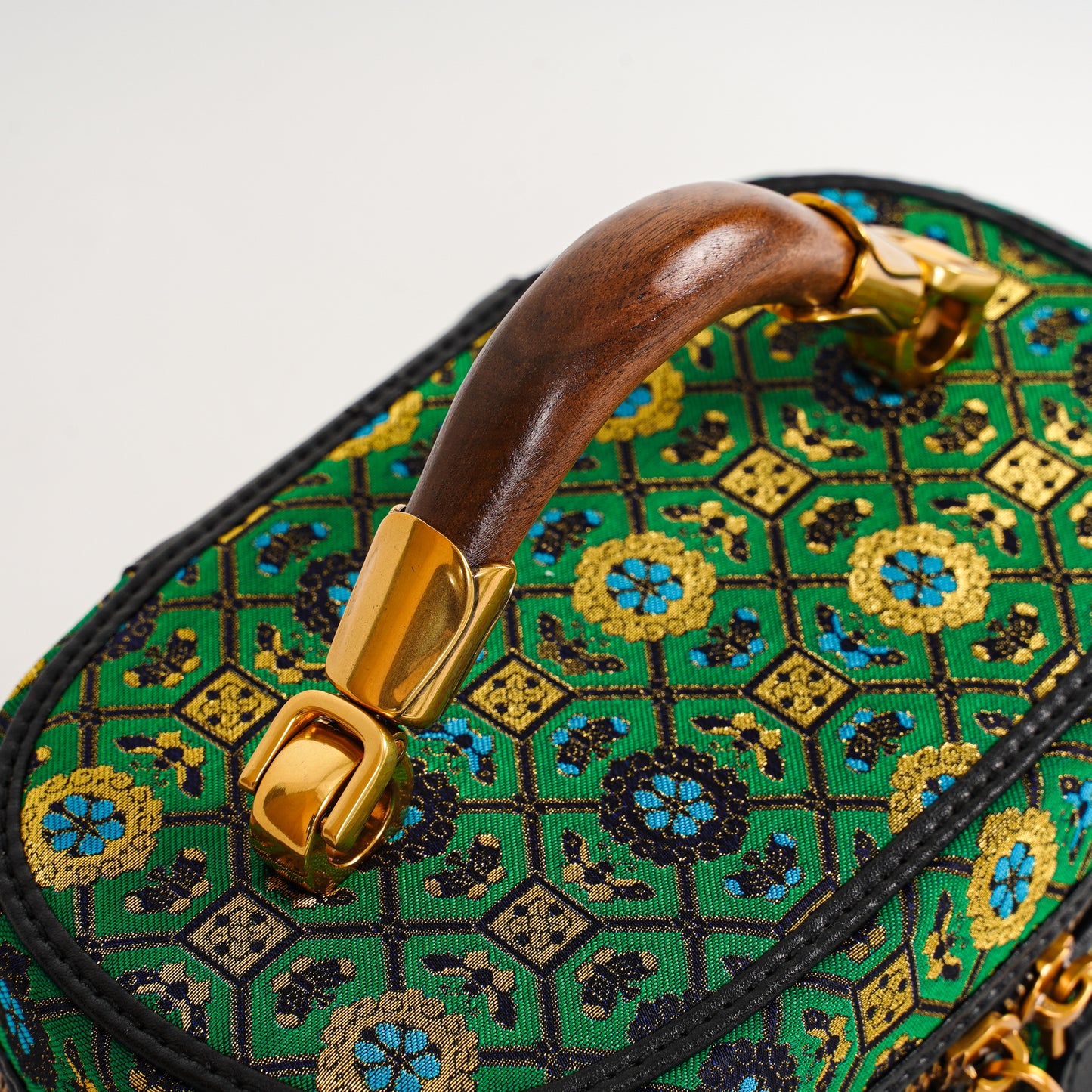 Mulberry Silk & Shu Brocade Treasure Box Clutch Bag – Elegant Evening Crossbody Purse