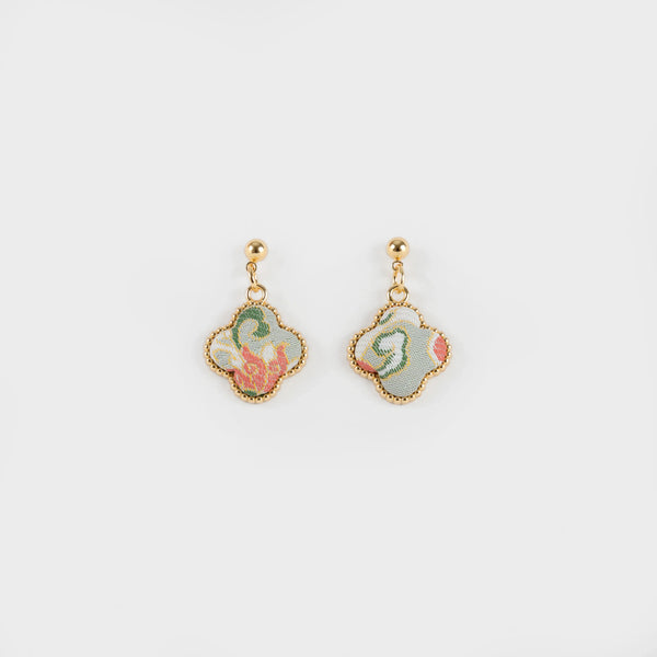 clover leaf earrings