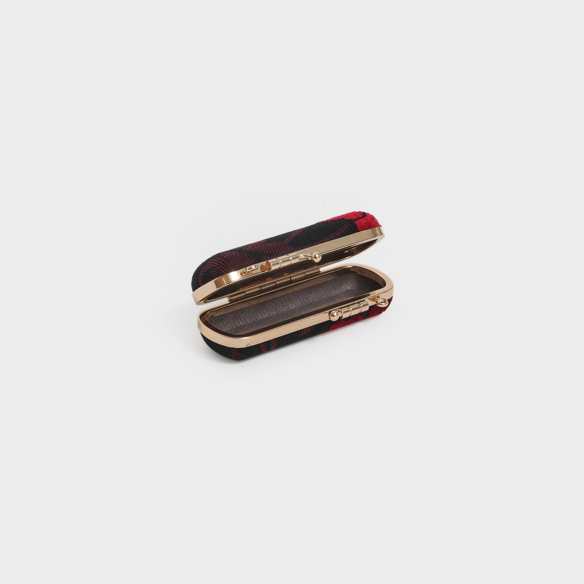 LipstickCase