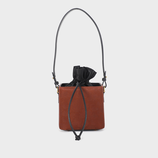 lucky-crossbody-handbags
