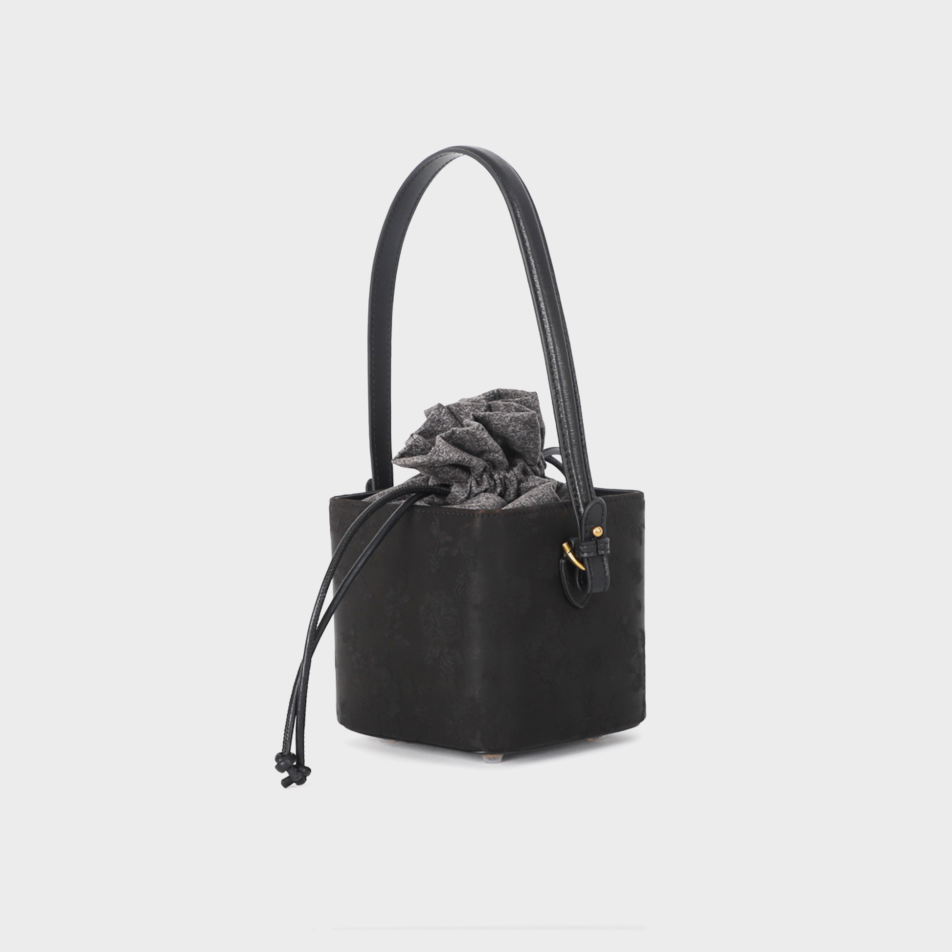 lucky-cross-body-bag
