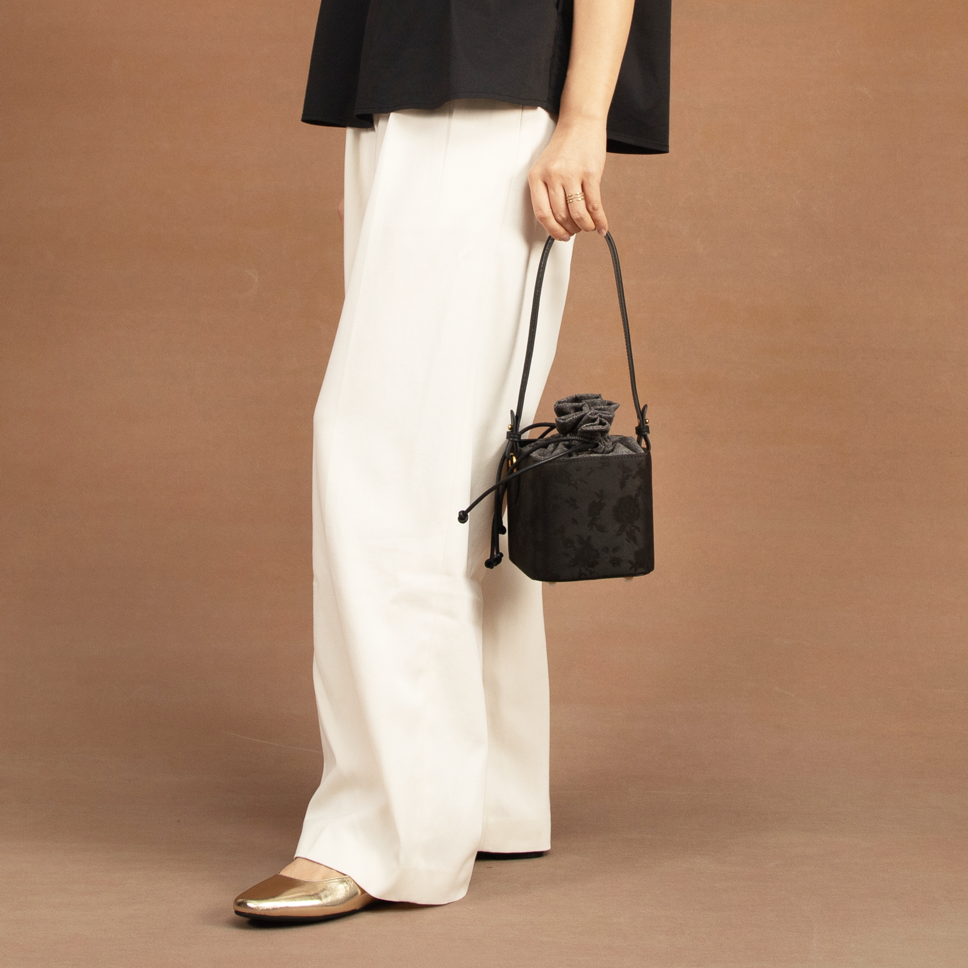lucky-cross-body-bag